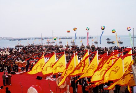 周戈庄场面盛大的开海仪式